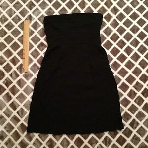 🛑Last Chance: Theory Strapless Black Dress